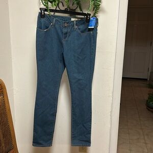 NWT NoBo No Boundaries Mid-rise Skinny Jeans Medium Wash Blue Denim. Size 13